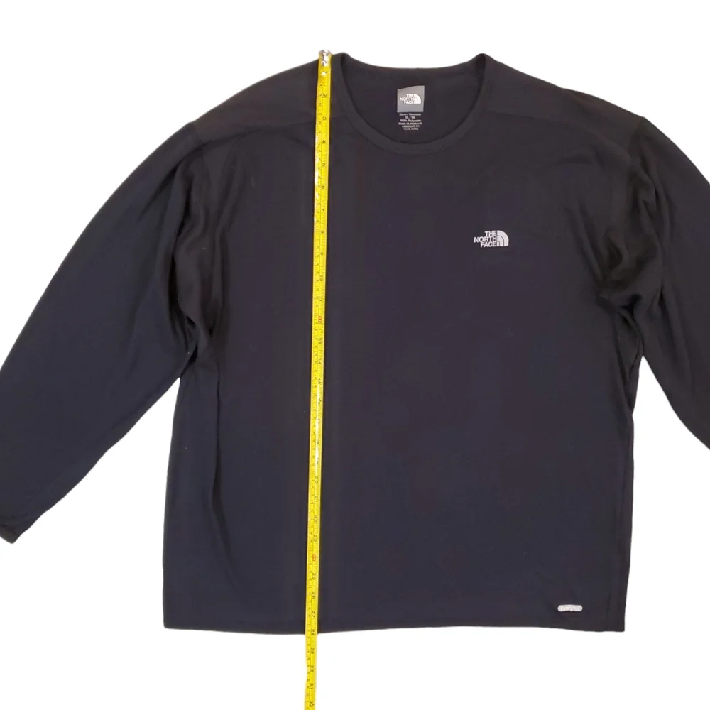 The North Face Men's Black Vapor Wick Pullover‎ Long Sleeve Shirt